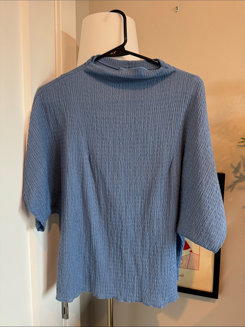 Vince Camuto Light Blue Crinkled Short-Sleeve Top, Size Large